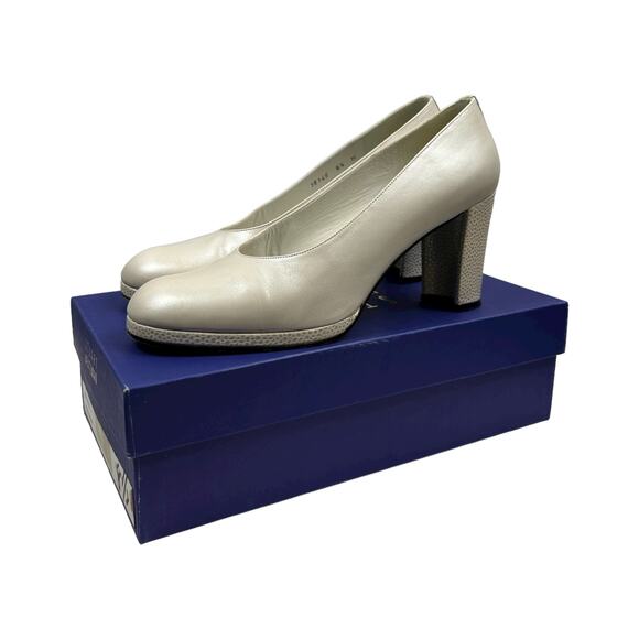 Stuart Weitzman Bone Lustre Round Toe Heel Sz 8.5 - Picture 1 of 14